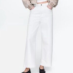 Gap High Rise Stride Wide-Leg Ankle Jeans in White 30 Tall